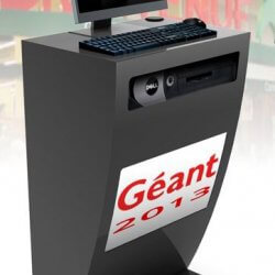 BORNE-INTERACTIVE-EN-METAL-POUR-CASINO-2